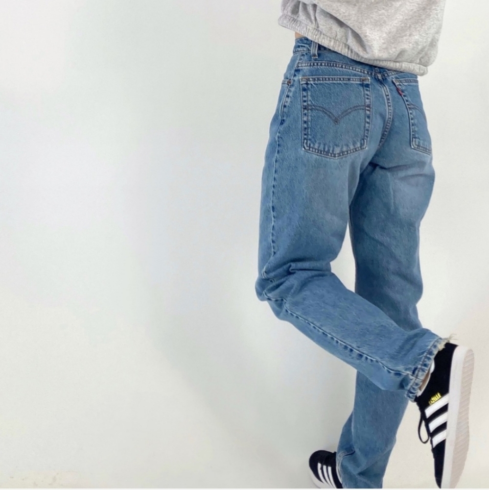 Vintage 90's Levi's 550 Relaxed Straight Leg Tapered High Waisted Mom Jeans 14